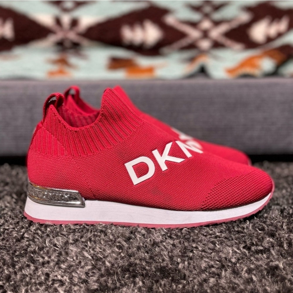 NWOT DKNY Womens May Logo Slip-On Sock Sneakers Red/White, Size 9.5